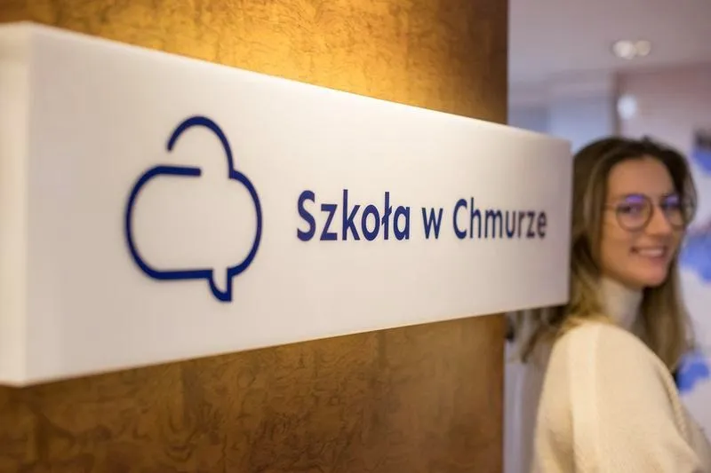 Nauka w szkole w chmurze: elastyczność i nowoczesne metody w praktyce