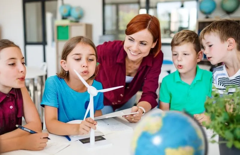 Potrzeby emocjonalne dzieci w edukacji